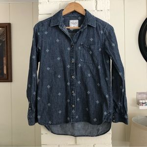 American Eagle Button Down